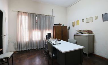 VENTA TERRENO EN EXELENTE UBICACION LANUS O