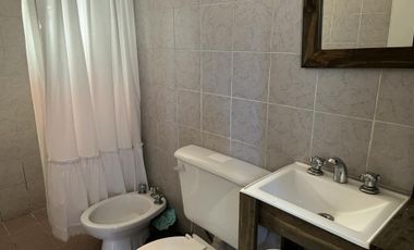 Casa Boulogne 3 ambientes + patio. Lote Propio.