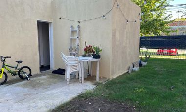 Casa Boulogne 3 ambientes + patio. Lote Propio.