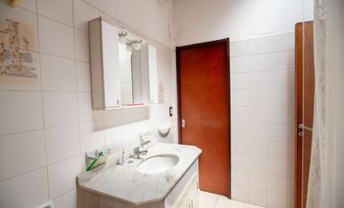 Venta Casa 5 amb  jardín y cochera San Fernando