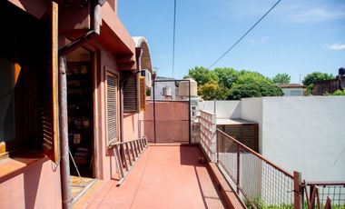 Venta Casa 5 amb  jardín y cochera San Fernando