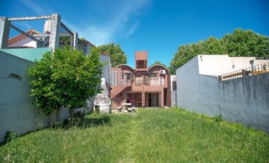 Venta Casa 5 amb  jardín y cochera San Fernando