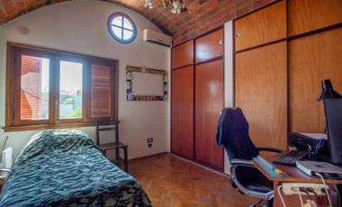 Venta Casa 5 amb  jardín y cochera San Fernando