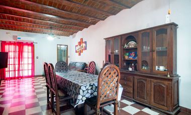 Venta Casa 5 amb  jardín y cochera San Fernando