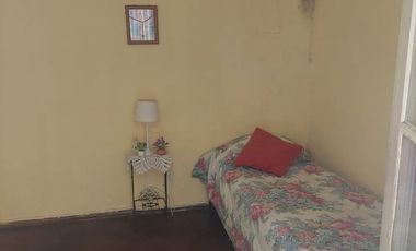 Venta casa 4 ambientes a reciclar en Ramos Mejía