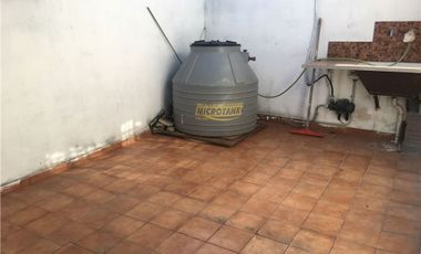 VENTA PH 2 AMBIENTES PB PATIO BERNAL OESTE QUILMES