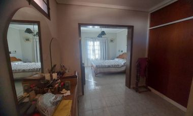 Venta Casa 5 ambientes con cochera en Don Bosco