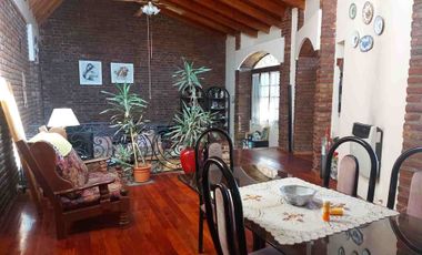 Venta Casa 5 ambientes con cochera en Don Bosco