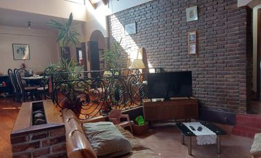 Venta Casa 5 ambientes con cochera en Don Bosco