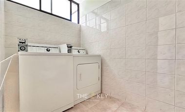 Departamento en Venta en Edificio Pirenco