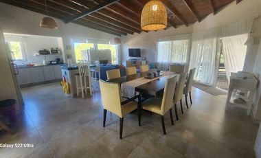 VENTA DE CASA EN COSTA ESMERALDA  LOTE 136