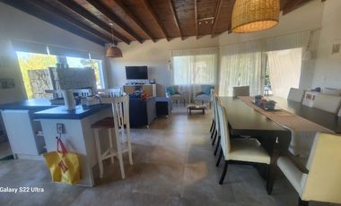 VENTA DE CASA EN COSTA ESMERALDA  LOTE 136
