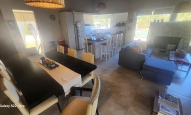 VENTA DE CASA EN COSTA ESMERALDA  LOTE 136