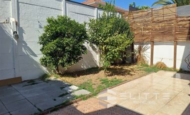 Casa en Arriendo en (VAG 13.538) Casa en arriendo en Maipú, Ciudad Satélite.