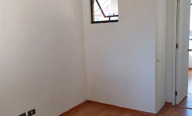 Casa en Arriendo en (VAG 13.538) Casa en arriendo en Maipú, Ciudad Satélite.