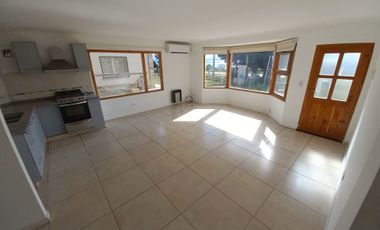 Departamento apto turístico con vista al lago