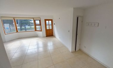 Departamento apto turístico con vista al lago