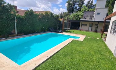 CASA 4 AMBIENTES EN VENTA MONTE GRANDE