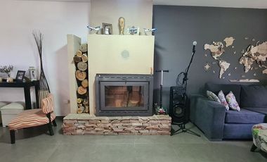 CASA 4 AMBIENTES EN VENTA MONTE GRANDE