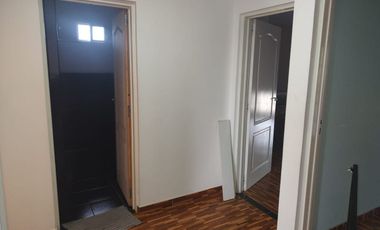 Ideal 2 familias Casa en venta 5 ambientes Bernal