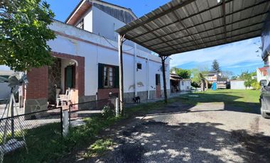 CASA C/DEPTO Y GRAN LOTE