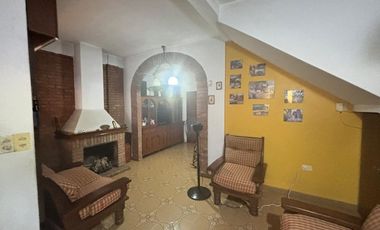 Venta Casa 4 ambientes c/cochera en Jose C.Paz