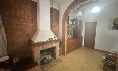 Venta Casa 4 ambientes c/cochera en Jose C.Paz