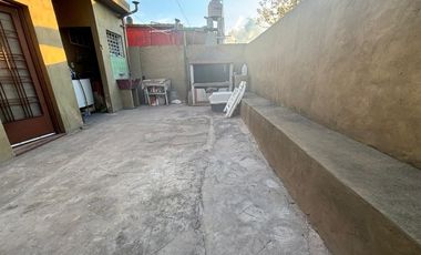 Venta Casa 4 ambientes c/cochera en Jose C.Paz