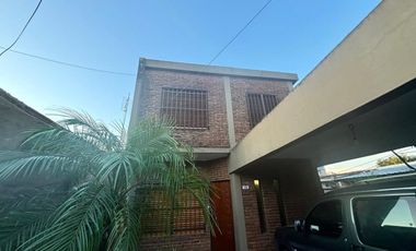 Venta Casa 4 ambientes c/cochera en Jose C.Paz