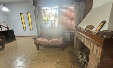 Venta Casa 4 ambientes c/cochera en Jose C.Paz