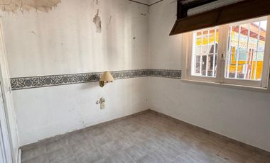 CASA EN VENTA EN PEHUAJÓ CON PILETA