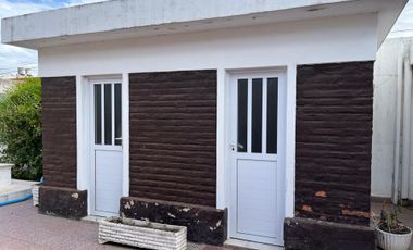 CASA EN VENTA EN PEHUAJÓ CON PILETA