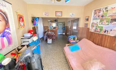 CASA EN VENTA EN JUNIN CON PATIO