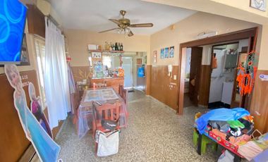 CASA EN VENTA EN JUNIN CON PATIO