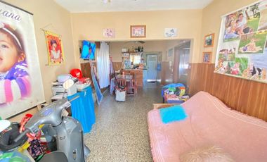 CASA EN VENTA EN JUNIN CON PATIO