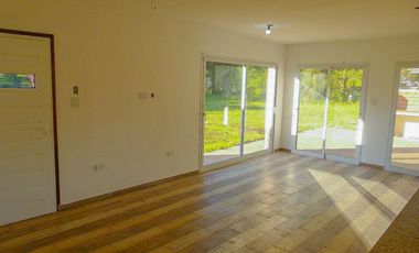VENTA CASA A ESTRENAR 4 AMB BARRIO LAS LOMAS