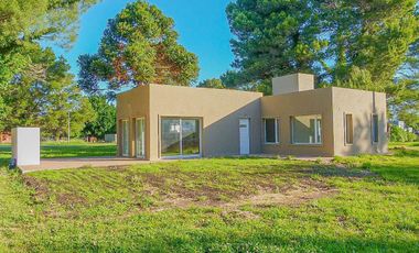 VENTA CASA A ESTRENAR 4 AMB BARRIO LAS LOMAS