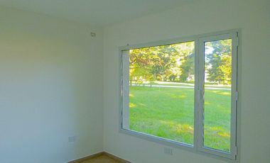 VENTA CASA A ESTRENAR 4 AMB BARRIO LAS LOMAS