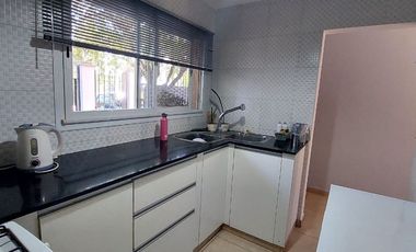 VENTA CASA 4 AMB CON PARQUE , MAR DEL PLATA