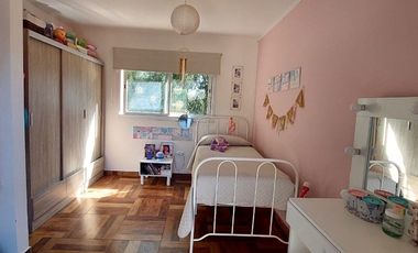 VENTA CASA 4 AMB CON PARQUE , MAR DEL PLATA