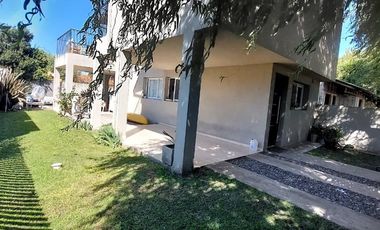 VENTA CASA 4 AMB CON PARQUE , MAR DEL PLATA