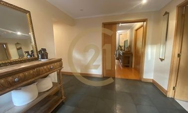 Arriendo casa en Los Trapenses Condominio 5d+serv.