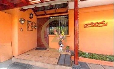 Se vende casa Peñalolén,  Villa San Carlos