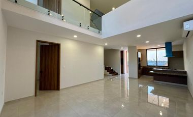 Casa en VENTA en Lomas del dorado