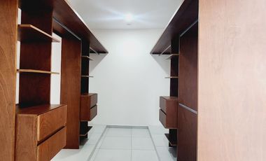 CASA EN VENTA con recamara en planta baja Fraccionamiento LOMAS DEL DORADO