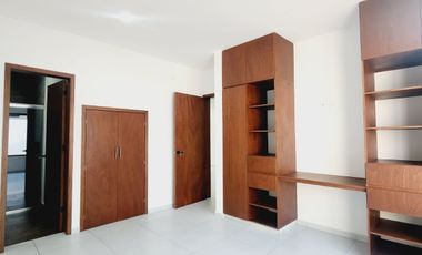 CASA EN VENTA con recamara en planta baja Fraccionamiento LOMAS DEL DORADO