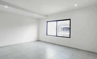 CASA EN VENTA con recamara en planta baja Fraccionamiento LOMAS DEL DORADO
