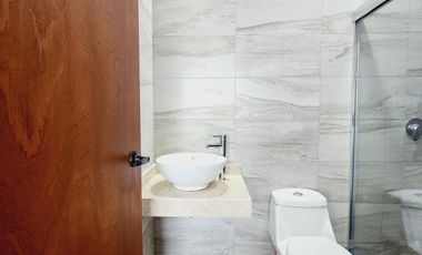 CASA EN VENTA con recamara en planta baja Fraccionamiento LOMAS DEL DORADO