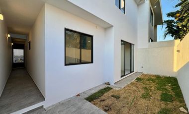 Casa en VENTA en LOMAS DEL DORADO