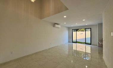 Casa en VENTA en LOMAS DEL DORADO